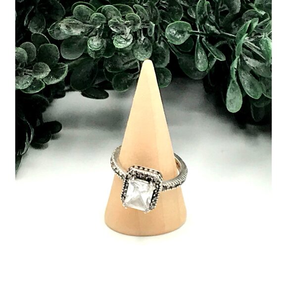Vintage style Sterling silver ring  Princess Cut Ring With Clear Stone size 8.5 - Picture 1 of 6